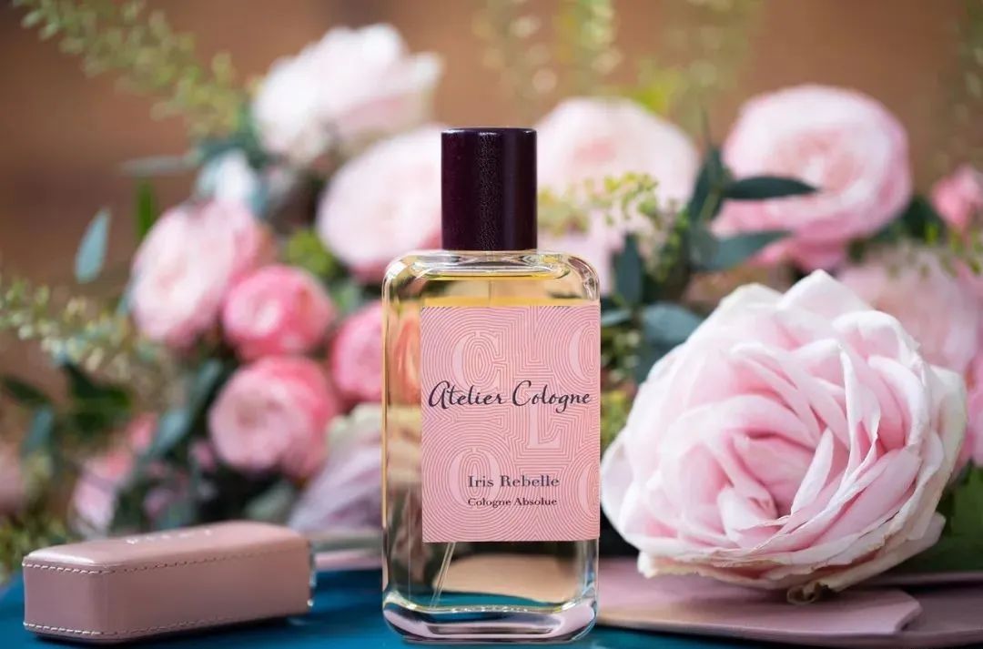 Iris Perfumes: Unveiling the Luxury of Iris Scents